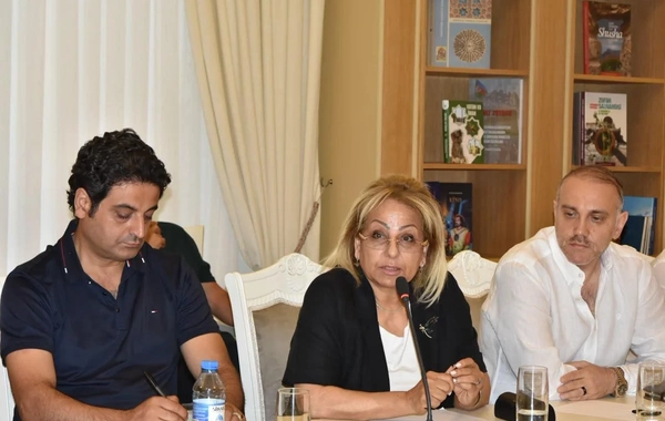 Mədəniyyət Nazirliyi yazar və naşirlərlə görüş təşkil edib