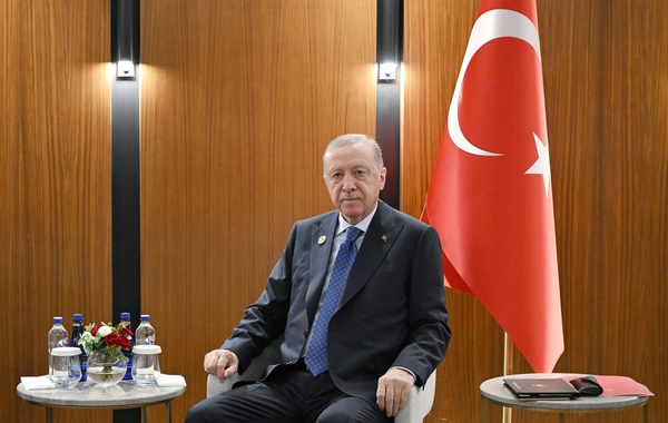 Prezident İlham Əliyevin Bişkekdə Türkiyə Prezidenti Rəcəb Tayyib Ərdoğanla görüşü olub
