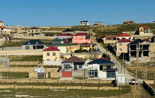 Özbaşına tikililərin sənədləşdirilməsi üzrə göstəricilər açıqlanıb