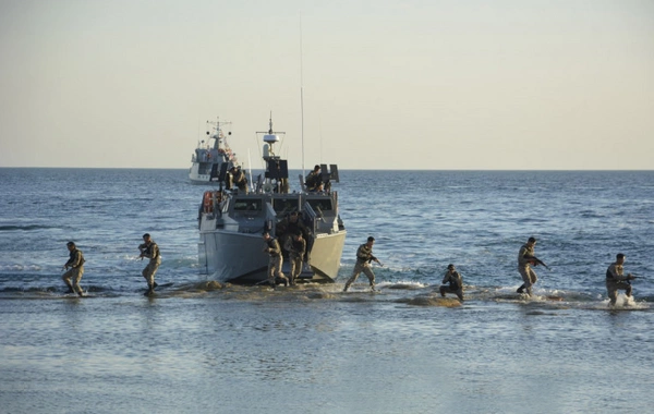 В Казахстане 19 военных унесло в море во время учений, создана правительственная комиссия
