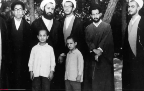 Xameneinin əvvəllər yayımlanmayan fotoları üzə çıxdı