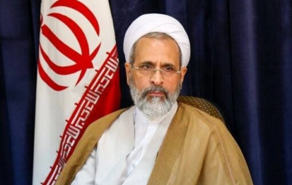 Ayətullah Əli Rza Arafi İran Ali Liderinin səlahiyyətlərini müvəqqəti icra edəcək