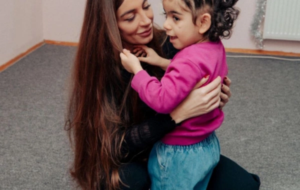 Arzu Əliyeva və Alena Əliyeva Sığınacaq və Sosial Reabilitasiya Müəssisəsini ziyarət ediblər