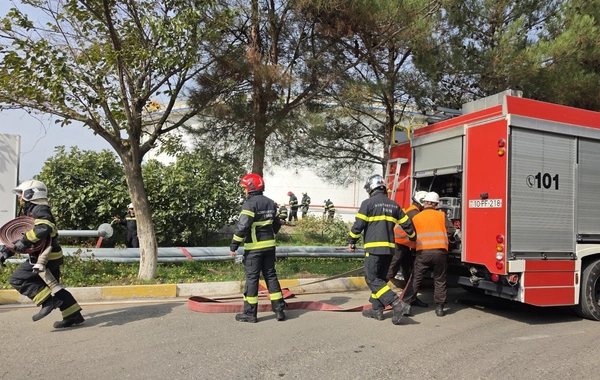 FHN SOCAR-ın Heydər Əliyev adına Neft Emalı Zavodunda yanğın-taktiki təlim keçirib