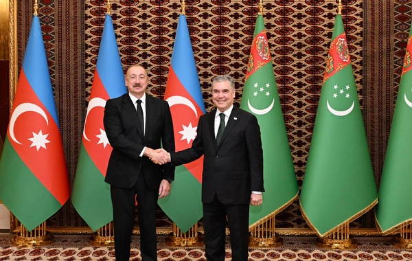 Президент Ильхам Алиев позвонил председателю Халк Маслахаты Туркменистана