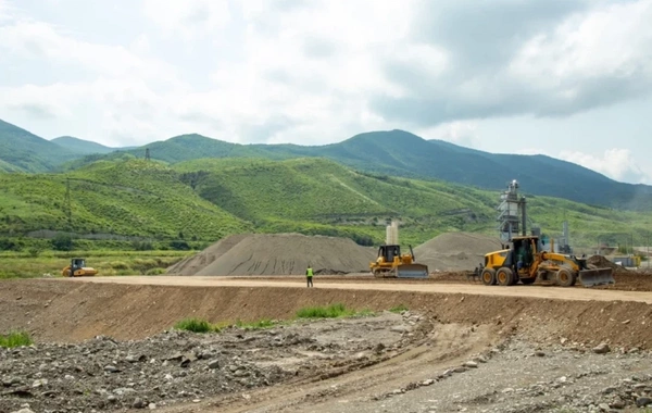 ADY: Ağdam–Xankəndi dəmir yolu xəttinin tikintisi sürətlə davam edir