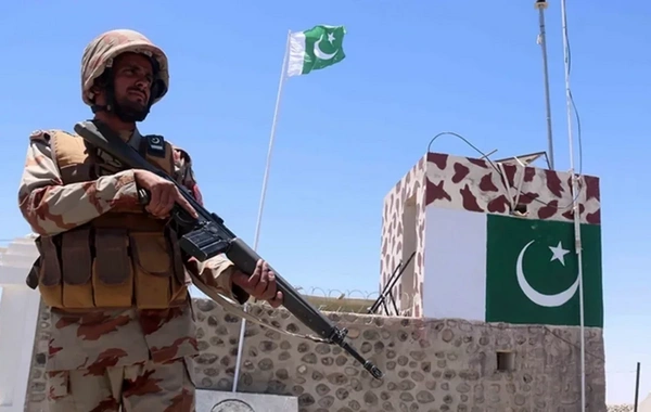 Ramazan jesti: Pakistan Əfqanıstandakı əməliyyatları dayandırdı