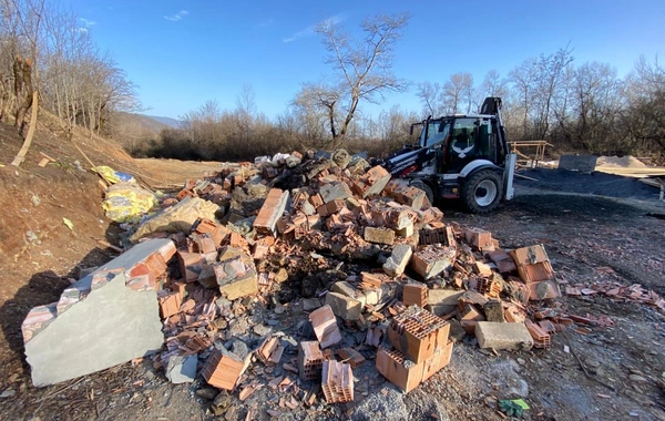 Qəbələdə meşə fondu torpağında qanunsuz tikinti aşkarlanıb, qanunamüvafiq tədbirlər görülüb