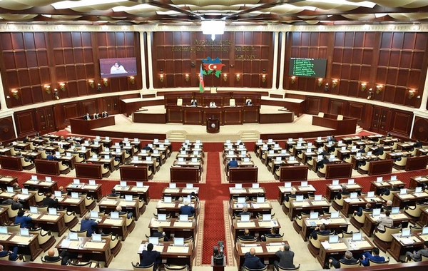 Milli Məclisin 2026-cı il payız sessiyası üzrə ilk iclası başlayıb