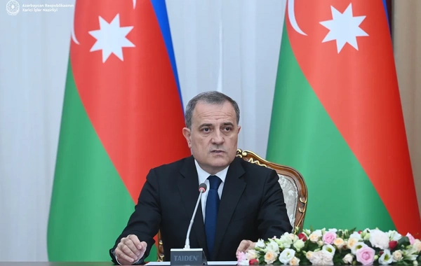 Ceyhun Bayramov Hakan Fidan və Maka Boçorişvilini Ermənistanla sülh prosesi barədə məlumatlandırıb
