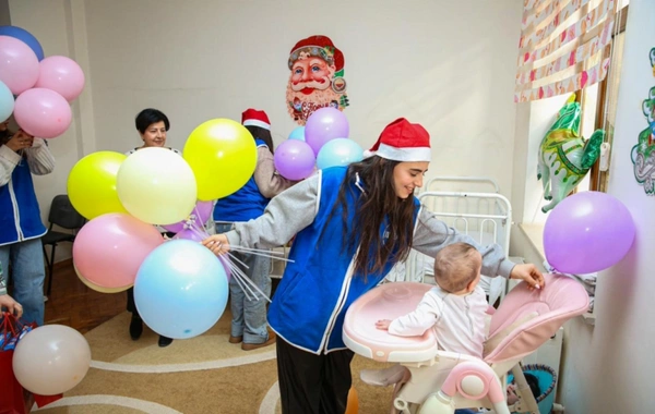 Leyla Əliyevanın təşəbbüsü ilə bir sıra uşaq müəssisələrində Yeni il tədbiri keçirilib