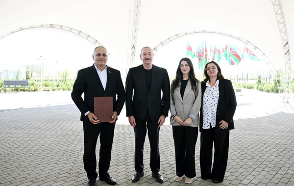Zəngilanın Məmmədbəyli və Ağalı kəndlərinin sakinlərinə mənzillərin açarları təqdim edilib Zəngilanın Məmmədbəyli və Ağalı kəndlərinin sakinlərinə mənzillərin açarları təqdim edilib