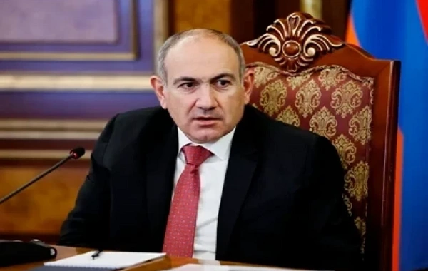 Media: Pashinyan changes course: rapprochement with Russia and postponement of the Euro-referendum