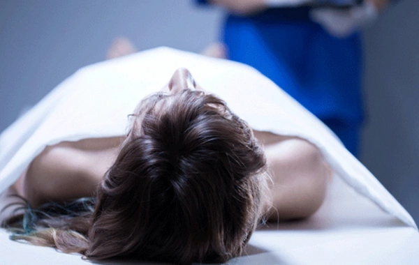 Qadın işlədiyi gözəllik salonunda QƏFİL öldü - TƏFƏRRÜAT