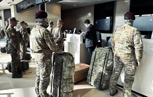 Azərbaycan hərbçiləri BƏƏ-yə getdilər