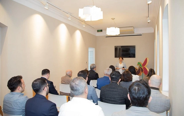 "Yüksəliş" müsabiqəsinin qalibləri üçün "Ədibin Evində Yüksəliş" silsilə görüşlərinin ilk sessiyası keçirilib