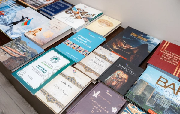 Leyla Əliyeva Bakı Beynəlxalq Multikulturalizm Mərkəzində olub