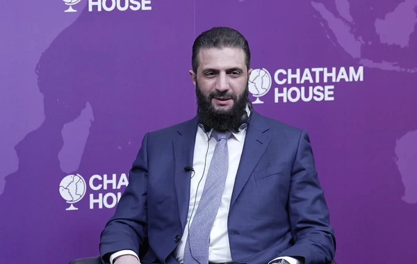 Suriya Prezidentinin su şüşəsini aça bilməməsi gündəm oldu