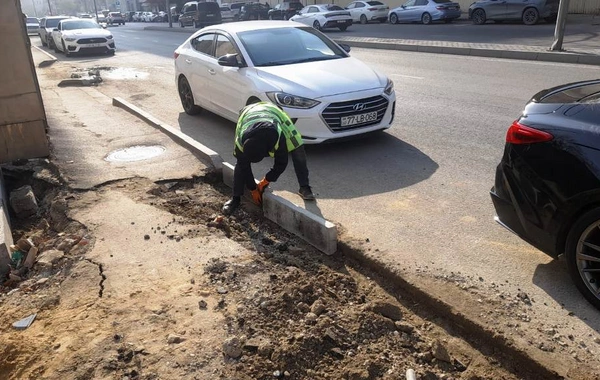 Paytaxtda bir neçə ərazidə piyada səkilərinə qanunsuz müdaxilələrin qarşısı alınıb