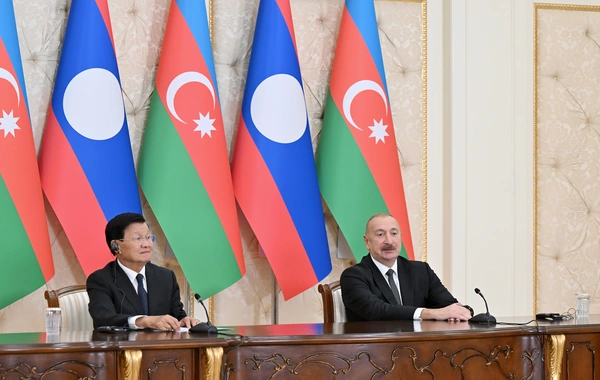Президенты Азербайджана и Лаоса выступили с заявлениями для прессы