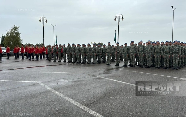 Sumqayıtda Zəfər Günü münasibətilə hərbçilərin yürüşü başlayıb