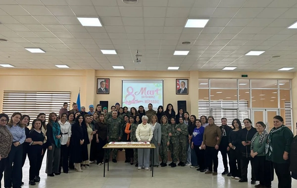 Azərbaycan Ordusunda Beynəlxalq Qadınlar Günü ilə bağlı tədbirlər keçirilib