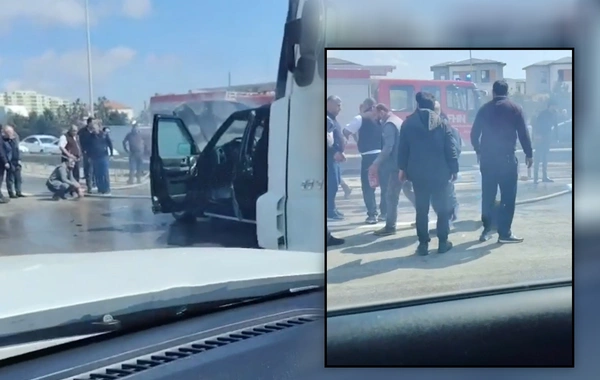 Bakı Kənar Dairəvi yolunda avtomobil YANDI, sıxlıq yarandı