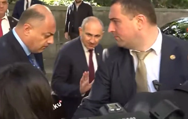 Paşinyan Baku TV-nin sualını cavablandırmaqdan YAYINDI