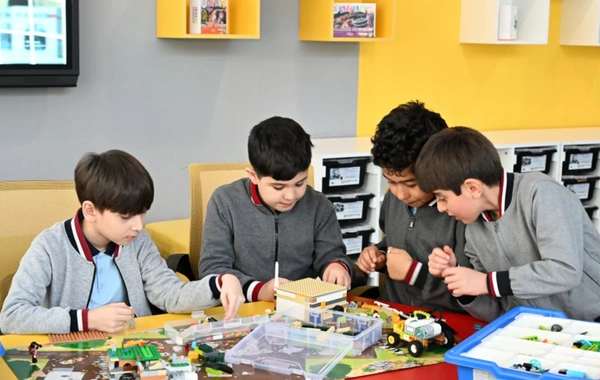 Leyla Əliyeva və Alyona Əliyeva Qubada internat tipli ümumtəhsil məktəbini və STEAM mərkəzini ziyarət ediblər