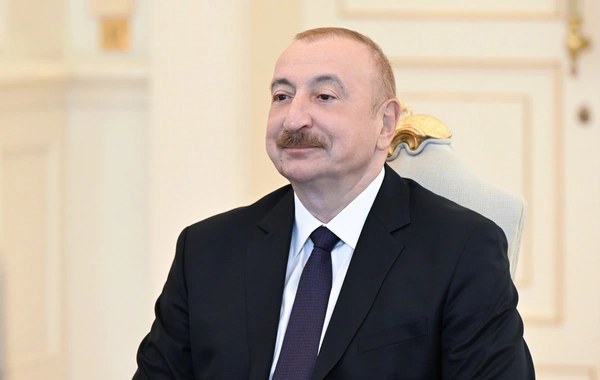 İlham Əliyev Ərəb Parlamentinin prezidentinin başçılıq etdiyi nümayəndə heyətini qəbul edib