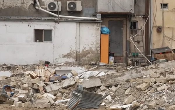 Çörəyə çıxdılar, qayıdanda evlərini yerlə-yeksan gördülər - Paytaxtda qalmaqallı söküntü İDDİASI