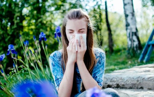 Uşaqlarda yaz allergiyasına qarşı qalıcı HƏLL: peyvənd müalicəsi