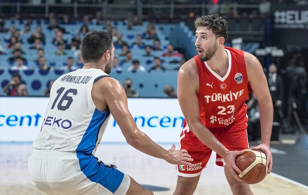Türkiyə millisi Yunanıstanı məğlub edərək finala yüksəldi