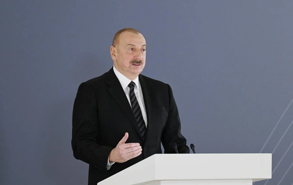 Prezident İlham Əliyev bir sıra şəxslərə ev verdi - FOTO