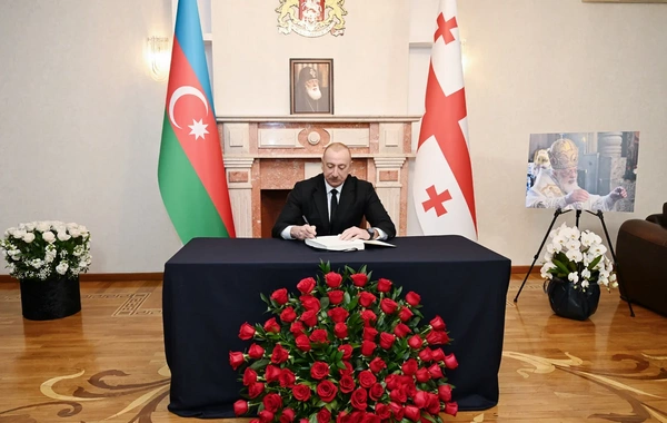 Президент Ильхам Алиев посетил посольство Грузии в Азербайджане и выразил соболезнования