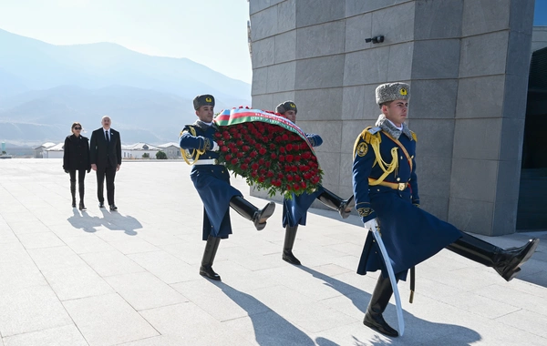Prezident İlham Əliyev Xocalı Soyqırımı Memorialının açılışında iştirak edib