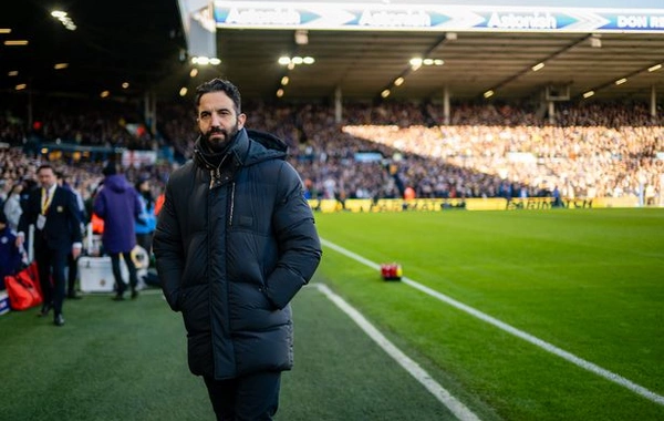 Mançester Yunayted baş məşqçisi ilə yollarını ayırıb