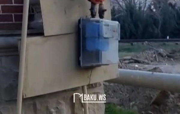 Əmircan qəsəbəsində sakinlər ciddi problemlə üzləşiblər