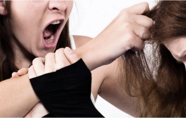 Bakıda qonşusuna kəllə ilə zərbə vuran qadın cəzalandırıldı