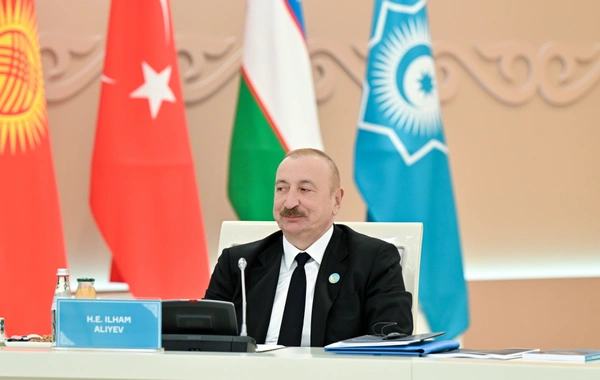 İlham Əliyev Türküstanda TDT-nin qeyri-rəsmi Zirvə görüşündə iştirak edib