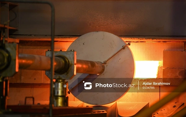 Azərbaycanda vərəqə şüşə istehsal edən ilk zavoddan REPORTAJ