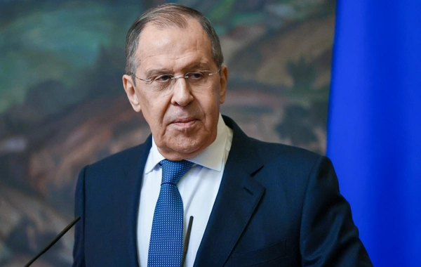 Lavrov AQEM sammitində iştirak etmək üçün Bakıya gəlib