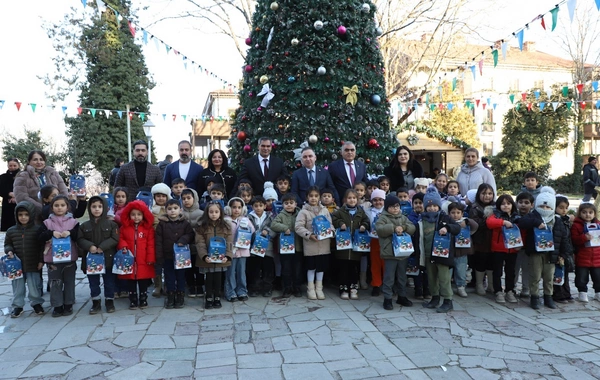 AHİK uşaqlar üçün bayram şənlikləri təşkil edib