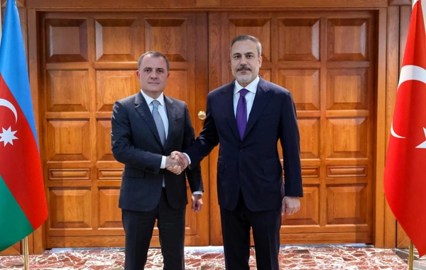 Ceyhun Bayramov və Hakan Fidan İranın Azərbaycana dron hücumlarını müzakirə edib