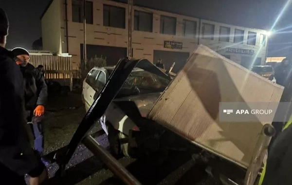 Bakıda zəncirvari qəza, dörd avtomobil toqquşdu