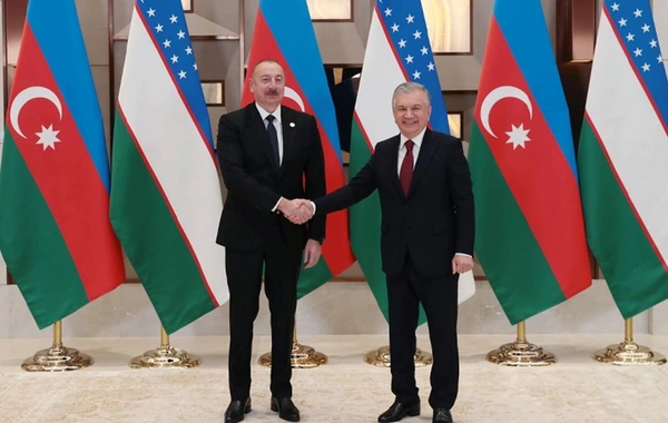 Şavkat Mirziyoyev Azərbaycan Prezidentini təbrik edib