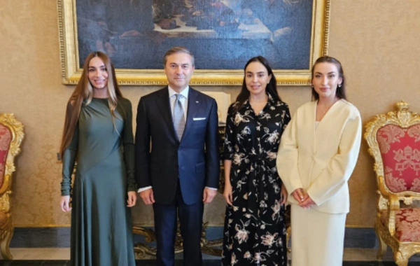 Birinci vitse-prezident Mehriban Əliyeva Roma Papası XIV Leo ilə görüşüb