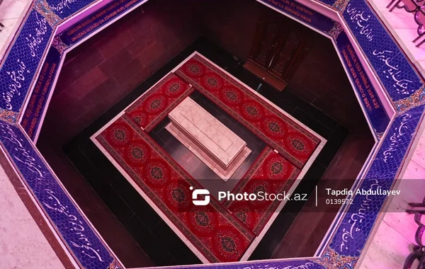 Zamanın sınağından çıxan ziyarətgah: Nizami türbəsinin hekayəsi - FOTOREPORTAJ