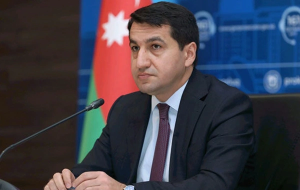 Hikmət Hacıyev Buxaradan paylaşım edib