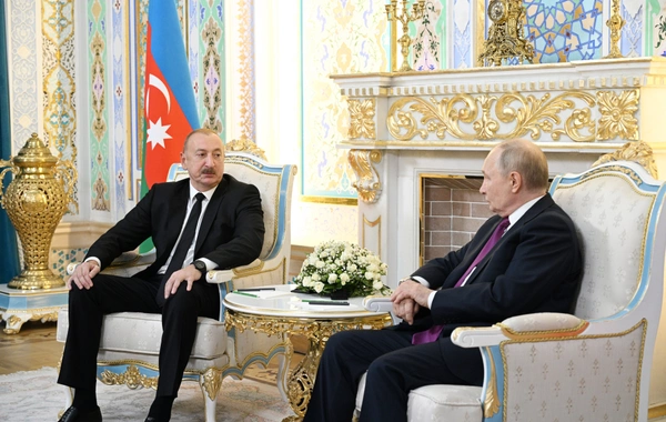 Düşənbədə İlham Əliyevin Vladimir Putinlə təkbətək görüşü olub